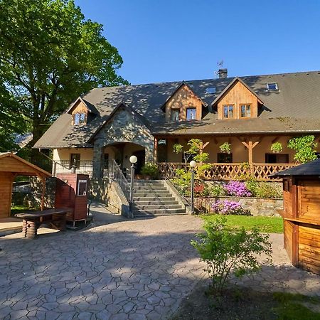 Pension Restaurant Bobrovnik ลิโปวา ลาสเนีย ภายนอก รูปภาพ